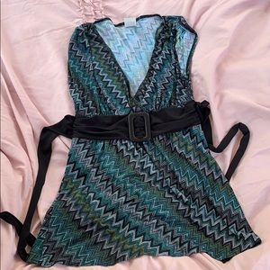 Summer sleeveless shirt